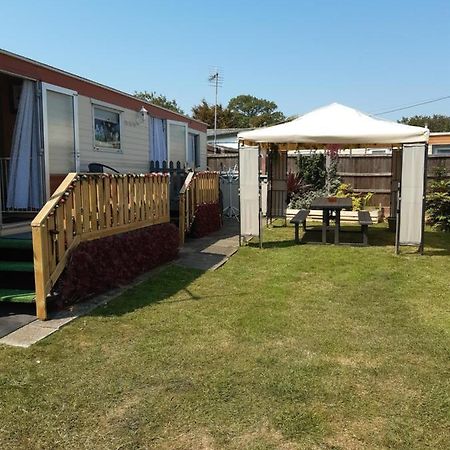 Gina'S Static Caravan,118 Sandsgate Hemsby Dış mekan fotoğraf