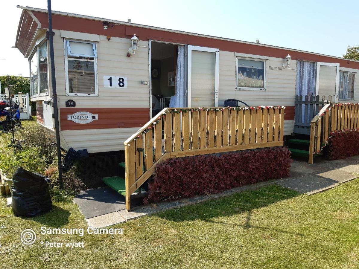 Gina'S Static Caravan,118 Sandsgate Hemsby Dış mekan fotoğraf